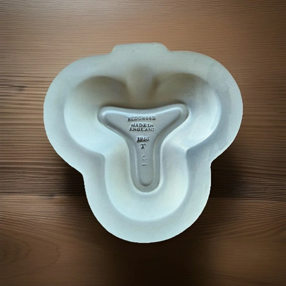 Set Of 3 Wedgwood Jasperware Mini Vase 2 Mini Trays Vintage Blue